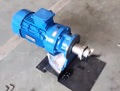 更換電動隔膜泵軸承